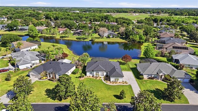 1910 SIR LANCELOT CIRCLE, St Cloud, FL 34772