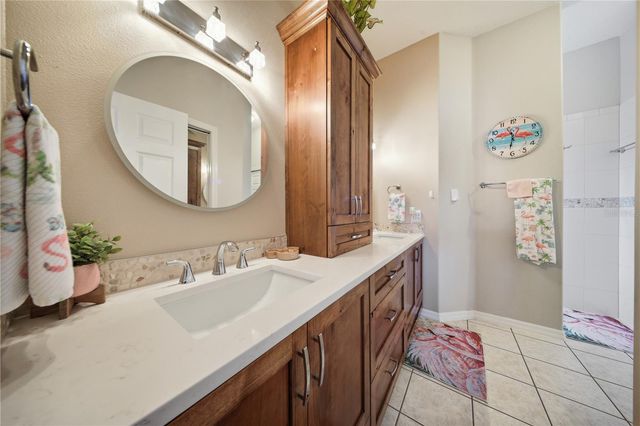 1910 SIR LANCELOT CIRCLE, St Cloud, FL 34772