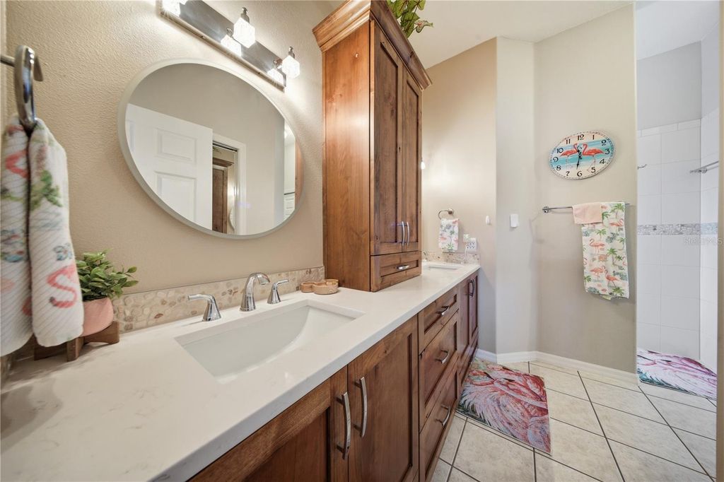Image 31 of property listing at 1910 SIR LANCELOT CIRCLE, St Cloud, FL 34772