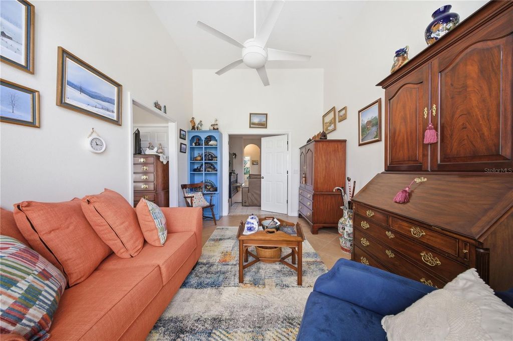 Image 35 of property listing at 1910 SIR LANCELOT CIRCLE, St Cloud, FL 34772