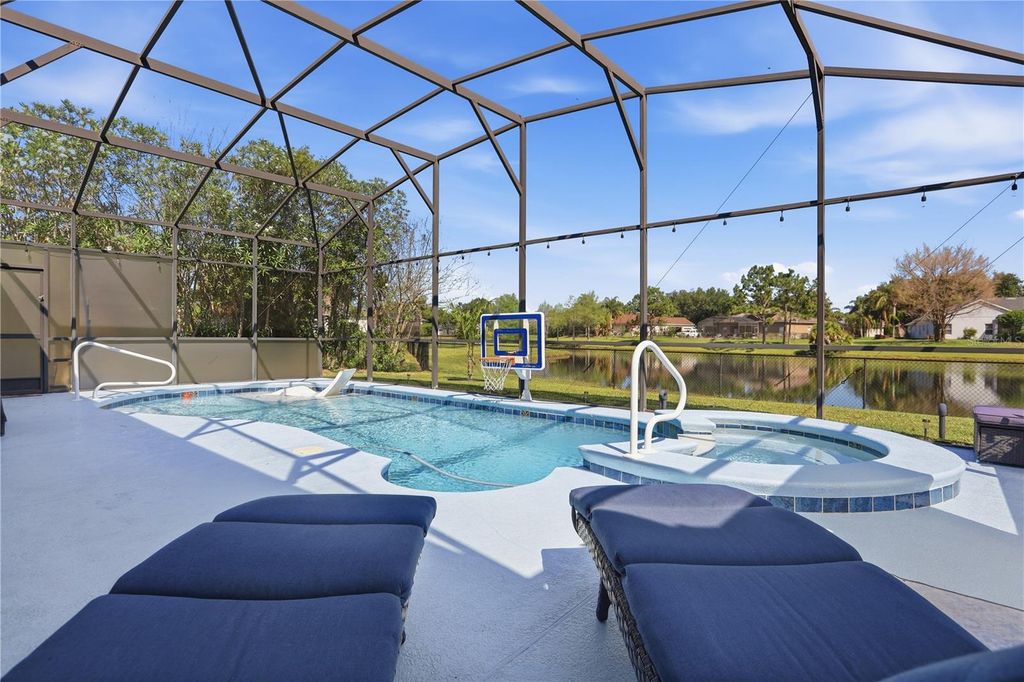 Image 50 of property listing at 1910 SIR LANCELOT CIRCLE, St Cloud, FL 34772