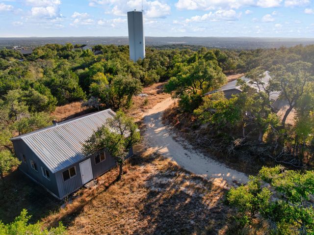520 Harmon Hills CV, Dripping Springs, TX 78620