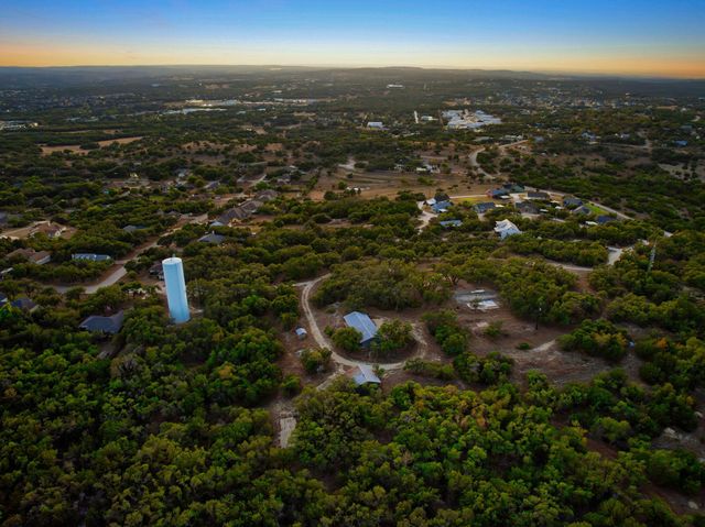 520 Harmon Hills CV, Dripping Springs, TX 78620
