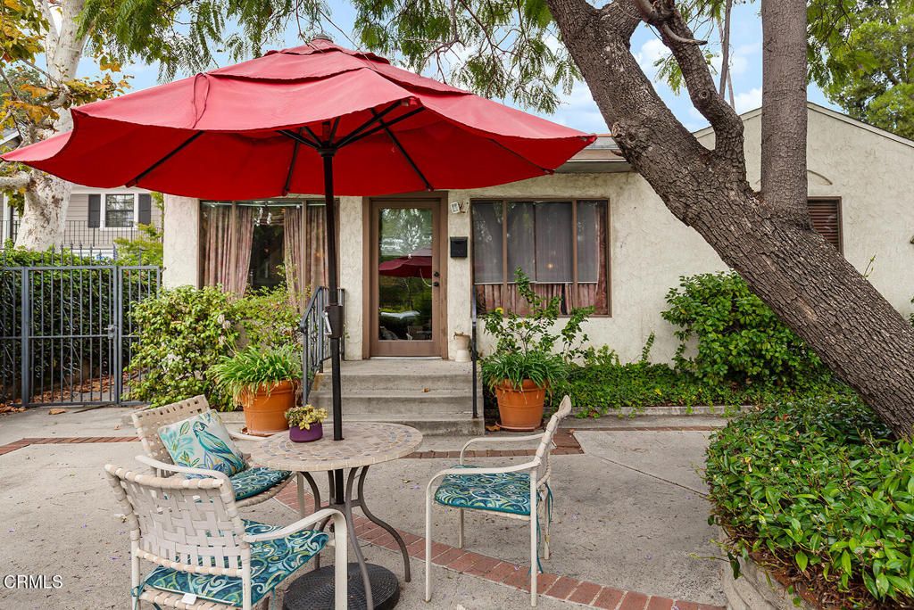 4615 Oakwood Avenue, La Canada Flintridge, CA 91011 — photo 3