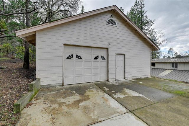 2125 Dream Pl, Auburn, CA 95602