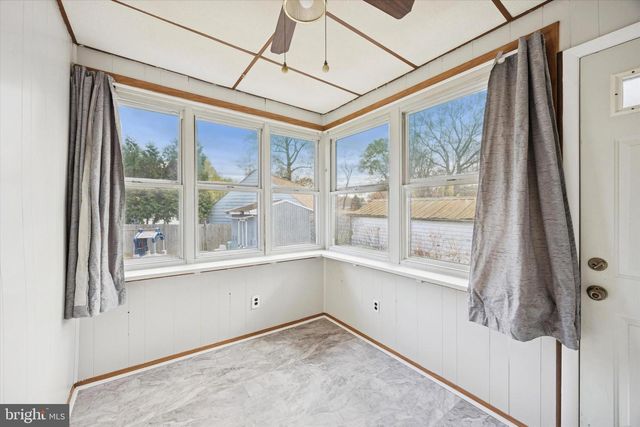 115 S FORKLANDING RD, Maple Shade, NJ 08052