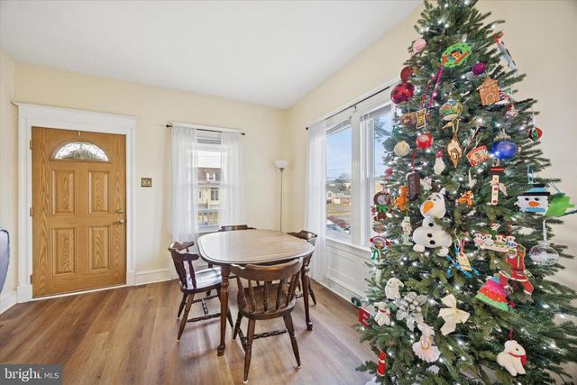 115 S FORKLANDING RD, Maple Shade, NJ 08052