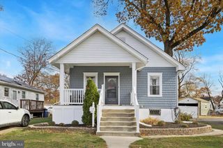 115 S FORKLANDING RD, Maple Shade, NJ 08052