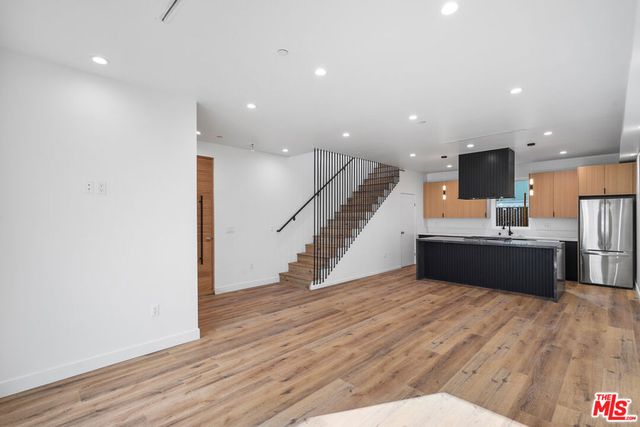 839 N Mccadden Pl C, Los Angeles, CA 90038