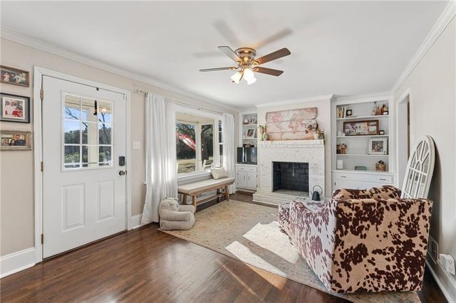 5804 Reinhardt College Parkway, Waleska, GA 30183