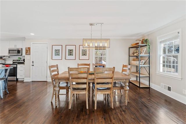 5804 Reinhardt College Parkway, Waleska, GA 30183