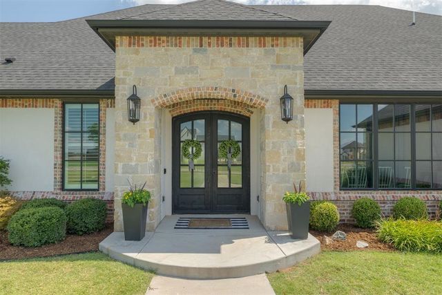 2418 NW 223rd Street, Edmond, OK 73025