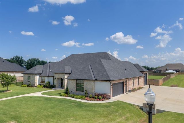 2418 NW 223rd Street, Edmond, OK 73025