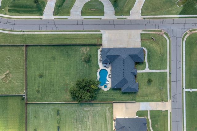 2418 NW 223rd Street, Edmond, OK 73025