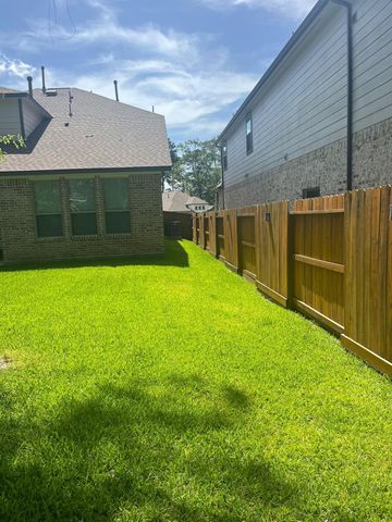 111 Dorado Sky Court, Conroe, TX 77318