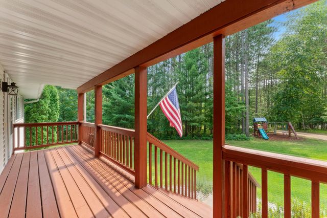 3089 320th Avenue NW, Cambridge, MN 55008