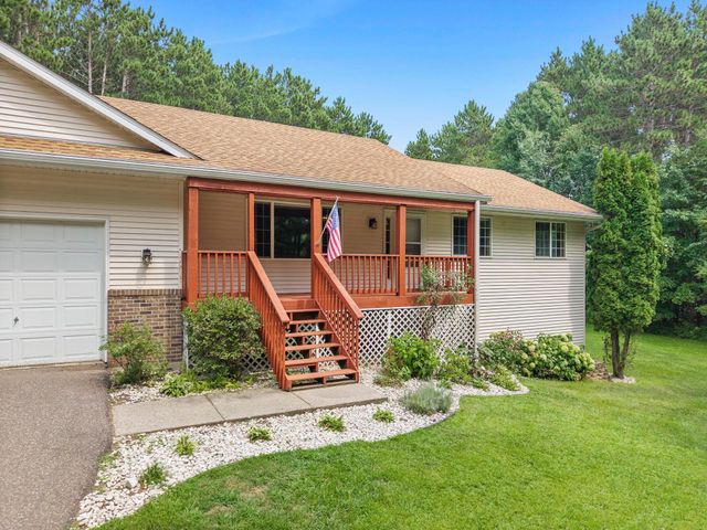 3089 320th Avenue NW, Cambridge, MN 55008