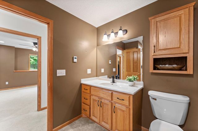 3089 320th Avenue NW, Cambridge, MN 55008