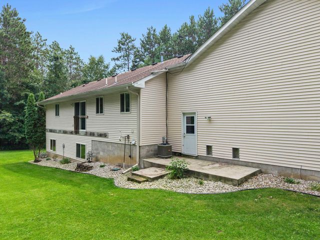 3089 320th Avenue NW, Cambridge, MN 55008