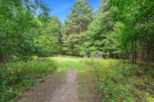 3089 320th Avenue NW, Cambridge, MN 55008