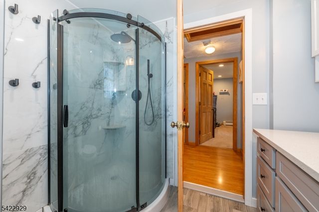 74 Scenic Dr, Vernon Twp., NJ 07419