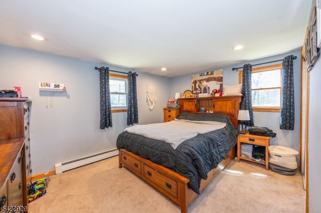 74 Scenic Dr, Vernon Twp., NJ 07419