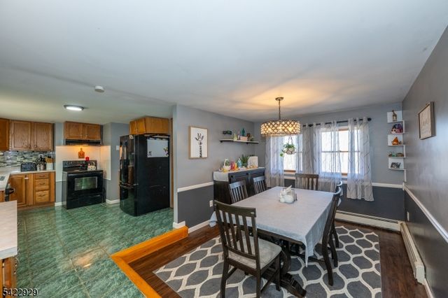 74 Scenic Dr, Vernon Twp., NJ 07419