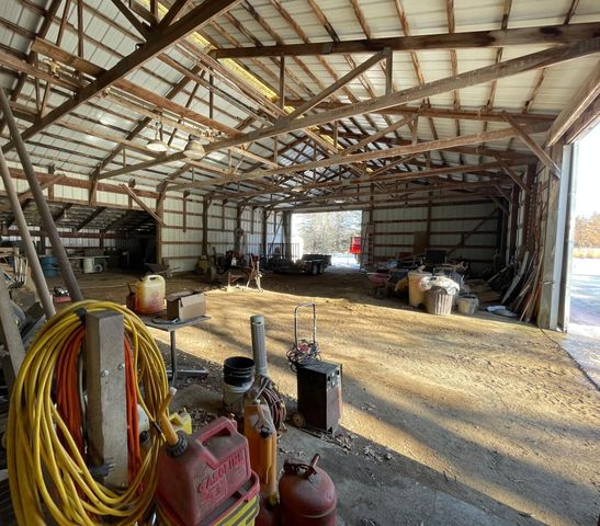 15592 720th Avenue, Albert Lea, MN 56007