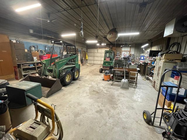 15592 720th Avenue, Albert Lea, MN 56007