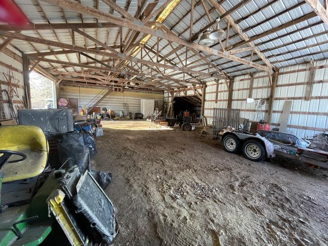 15592 720th Avenue, Albert Lea, MN 56007