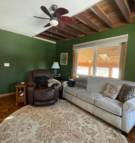 15592 720th Avenue, Albert Lea, MN 56007