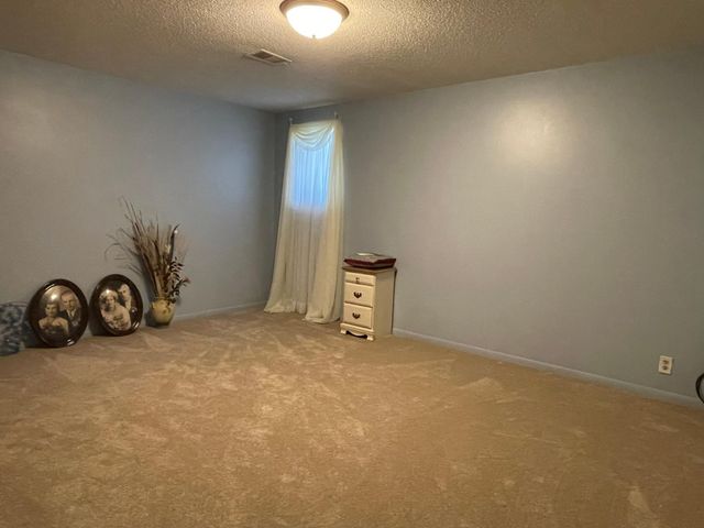 15592 720th Avenue, Albert Lea, MN 56007