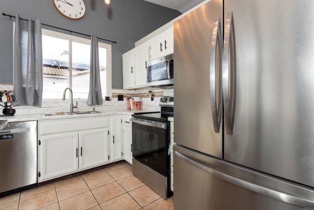 32599 Strigel Court, Temecula, CA 92592