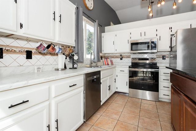 32599 Strigel Court, Temecula, CA 92592