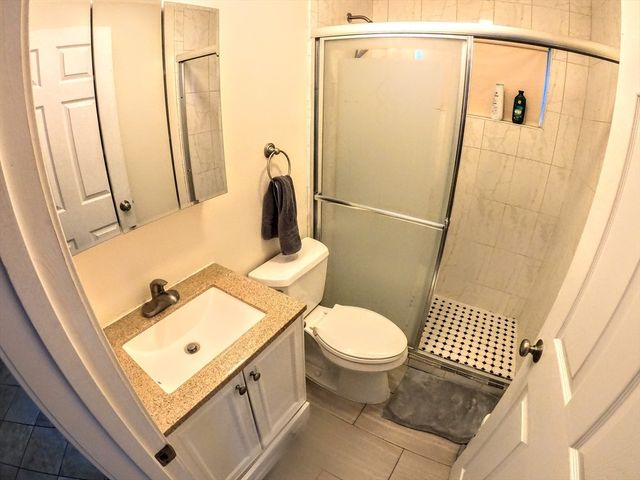 45.5 Aborn St. 2, Peabody, MA 01960