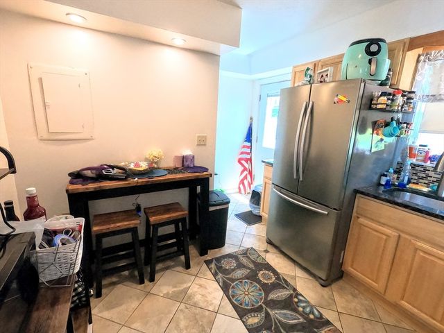 45.5 Aborn St. 2, Peabody, MA 01960