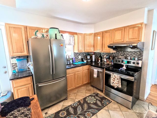 45.5 Aborn St. 2, Peabody, MA 01960