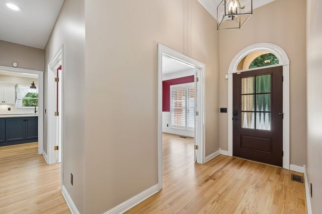 3422 Red Oak Trl, Murfreesboro, TN 37130