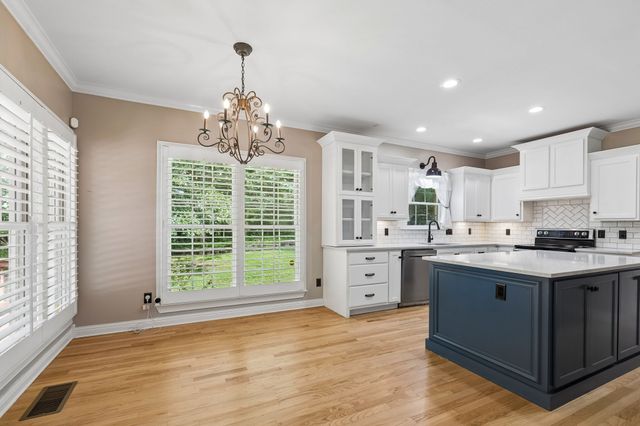 3422 Red Oak Trl, Murfreesboro, TN 37130