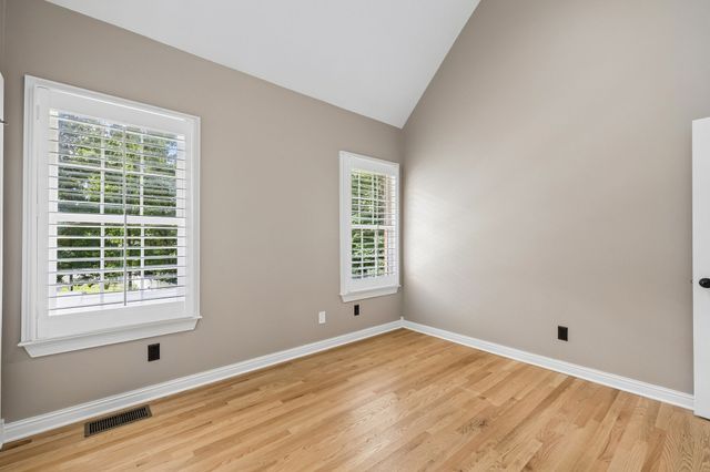 3422 Red Oak Trl, Murfreesboro, TN 37130