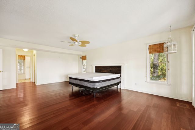 942 Bristol Hammock Circle, Kingsland, GA 31548
