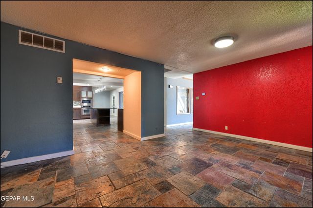 5644 PEBBLE BEACH Drive, El Paso, TX 79912