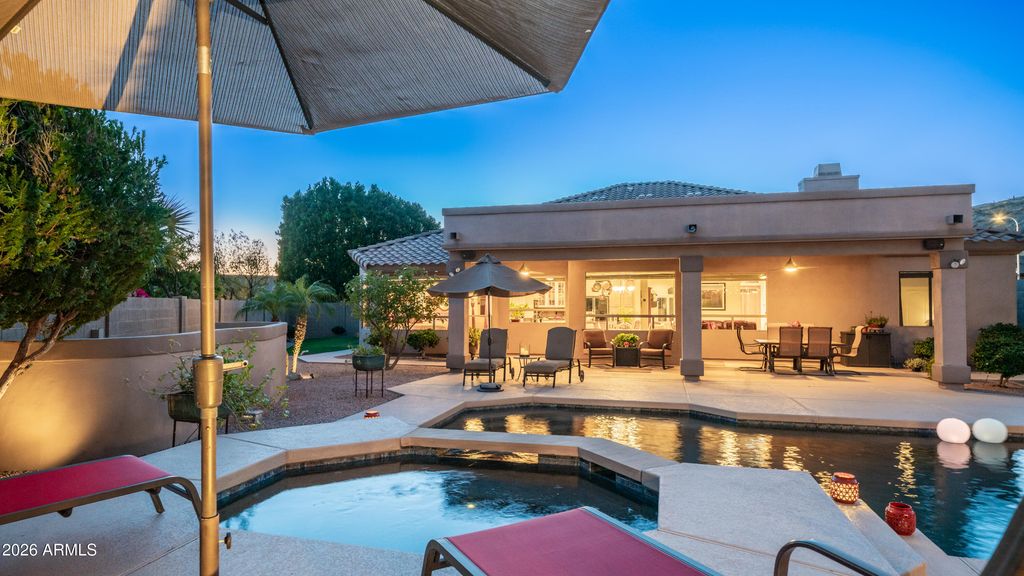 Image 25 of property listing at 15405 S 4th Avenue, Phoenix, AZ 85045