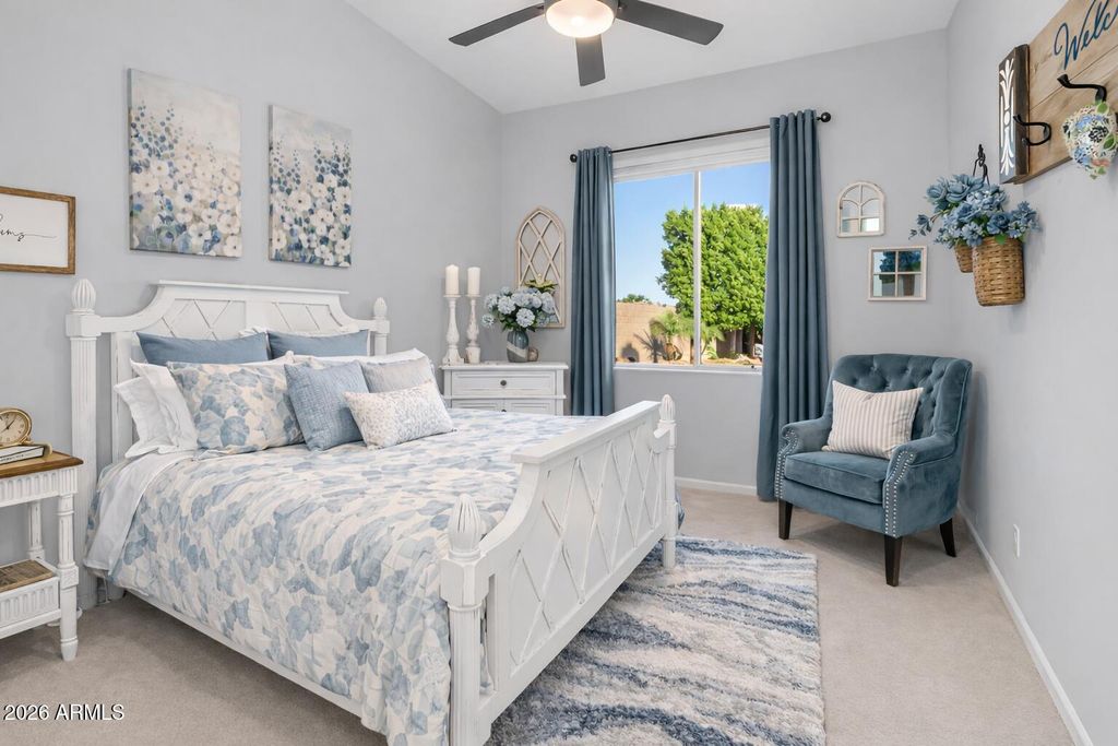 Image 45 of property listing at 15405 S 4th Avenue, Phoenix, AZ 85045