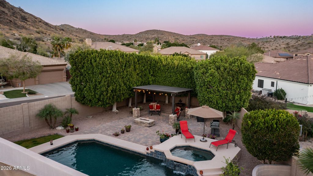 Image 51 of property listing at 15405 S 4th Avenue, Phoenix, AZ 85045