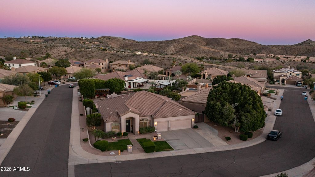 Image 56 of property listing at 15405 S 4th Avenue, Phoenix, AZ 85045