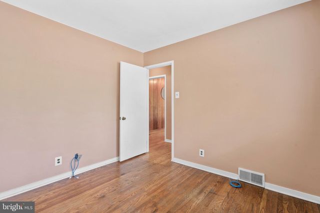 1457 MEETINGHOUSE RD, Warminster, PA 18974