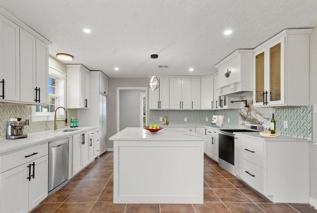 119 Country Lane, Lake Charles, LA 70607