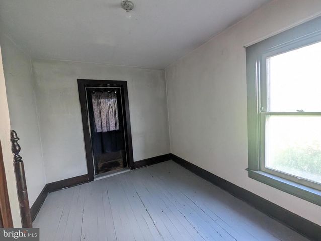 98 E YORK ST, Biglerville, PA 17307