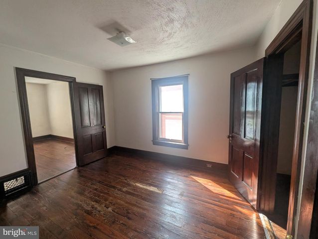 98 E YORK ST, Biglerville, PA 17307